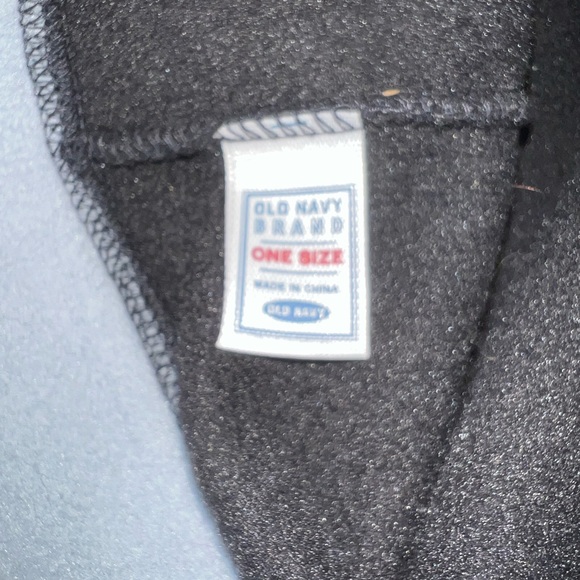 Two Old Navy Fleece Beanies One Size Pre Owned - Picture 3 of 6